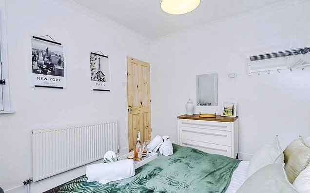 2 bedroom house to rent