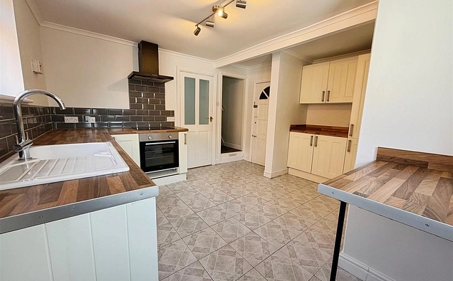 Cemetery Road, Knutton, Newcastle-Under-Lyme, ST5 - Rosenheim Group