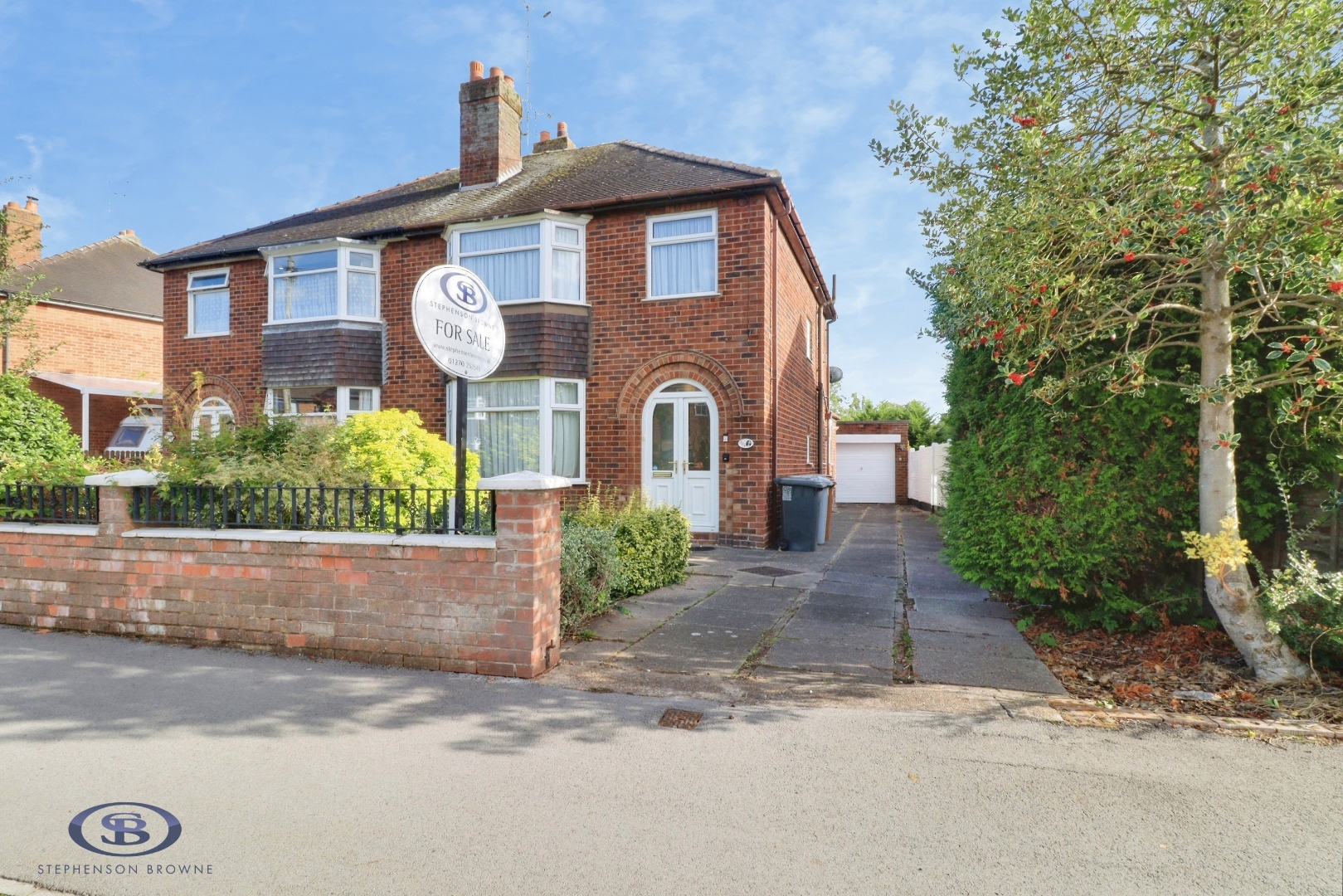 Manor Way, Crewe, CW2 - Stephenson Browne