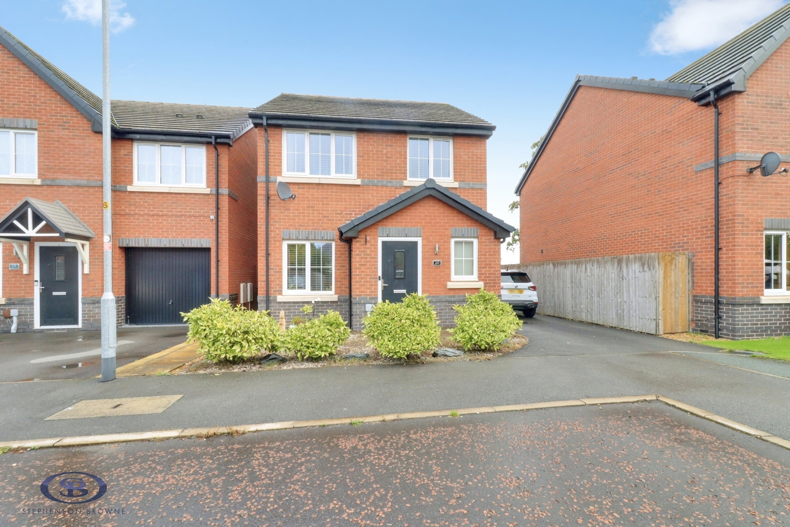 Diamond Close, Shavington, Crewe, CW2 - Stephenson Browne